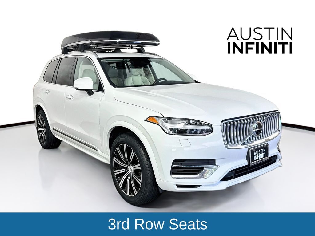 2022 VOLVO XC90