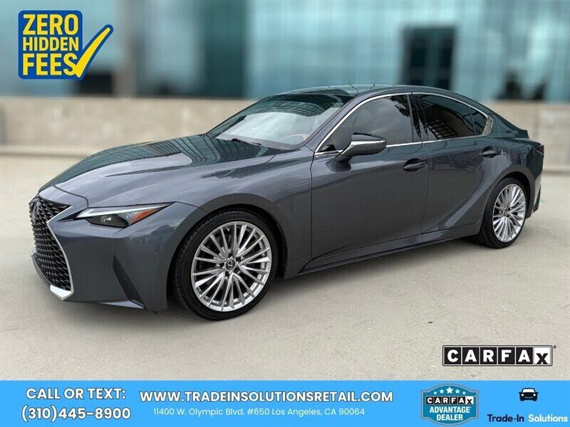 2022 LEXUS IS