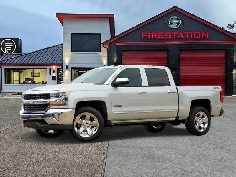 2018 CHEVROLET Silverado