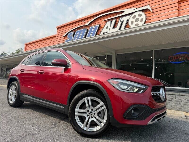 2021 MERCEDES-BENZ GLA-Class