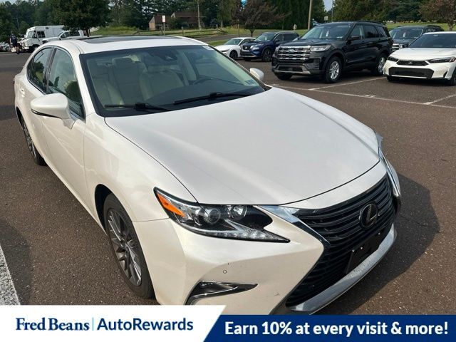 2018 LEXUS ES