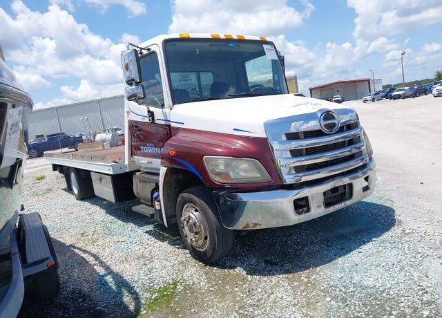 2014 HINO Conventional Type Truck