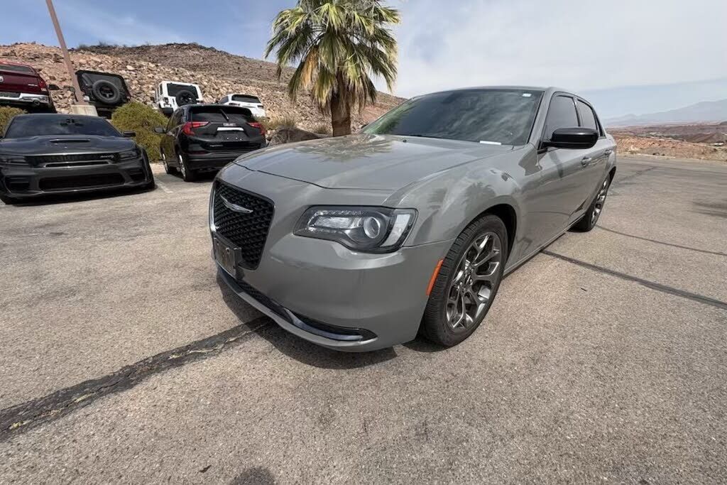 2018 CHRYSLER 300