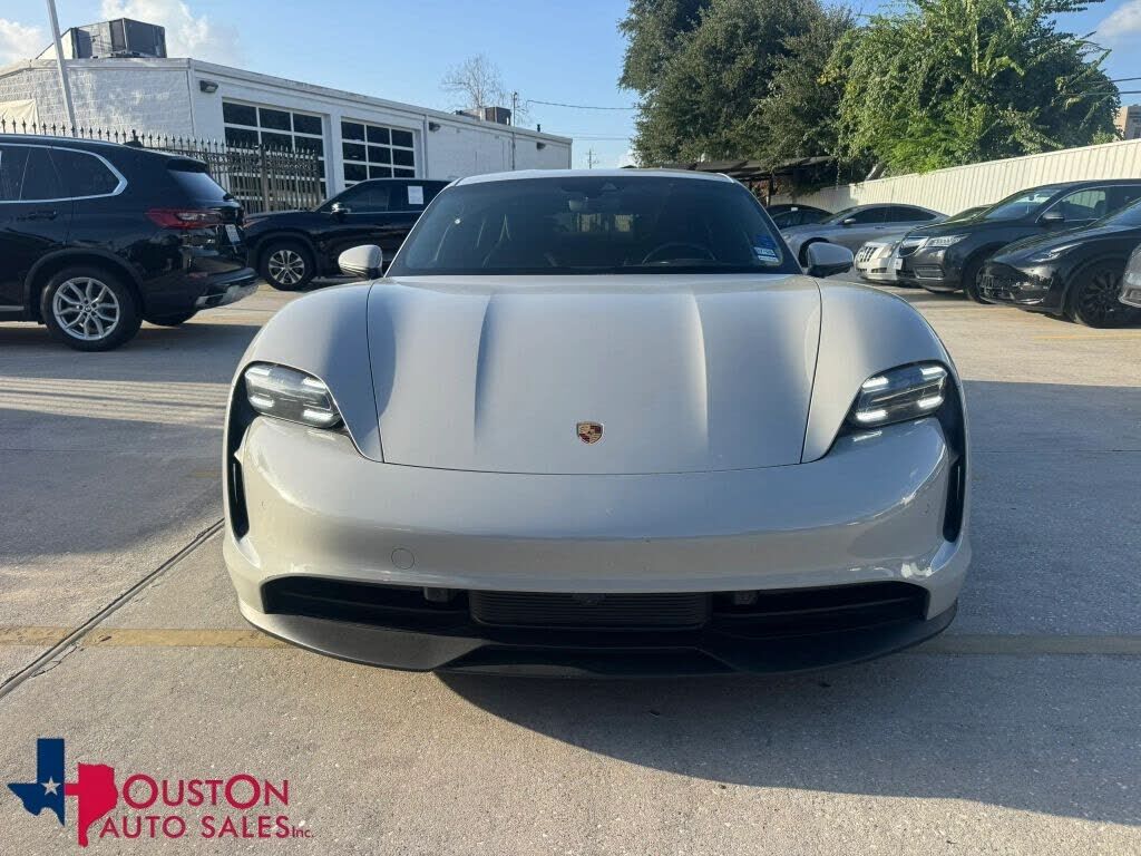 2021 PORSCHE Taycan