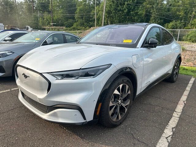 2022 FORD Mach-E