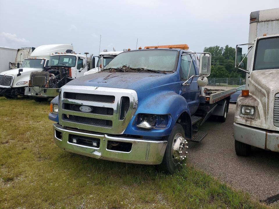 2007 FORD F-650