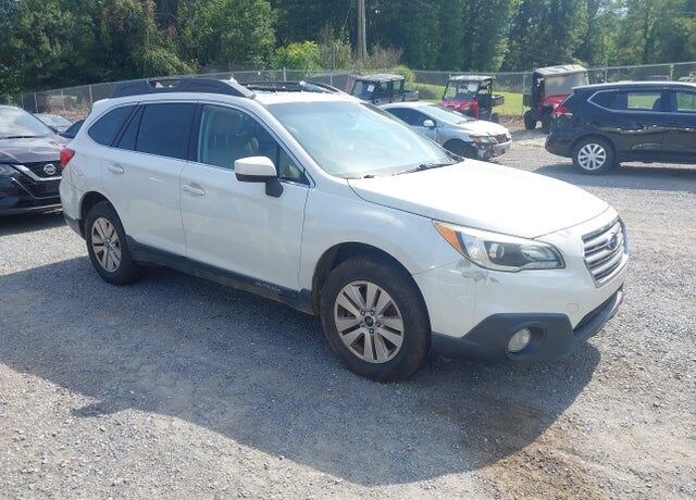 2015 SUBARU Outback