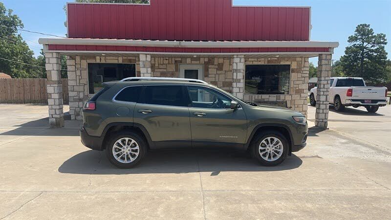 2019 JEEP Cherokee