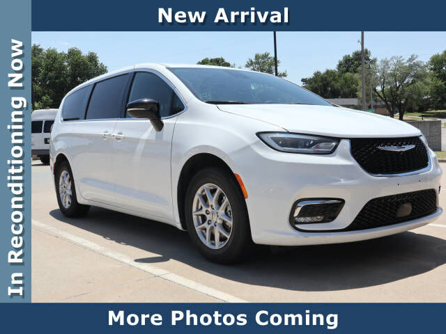 2025 CHRYSLER Pacifica