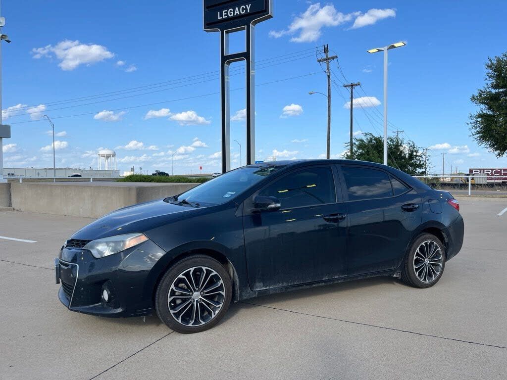 2016 TOYOTA Corolla