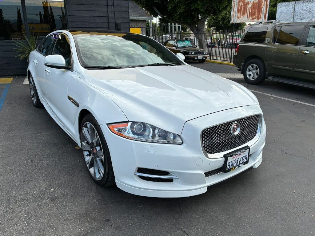 2015 JAGUAR XJ
