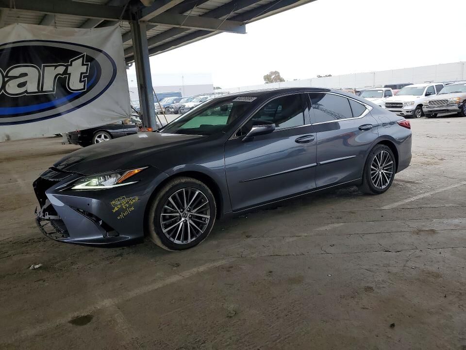 2023 LEXUS ES
