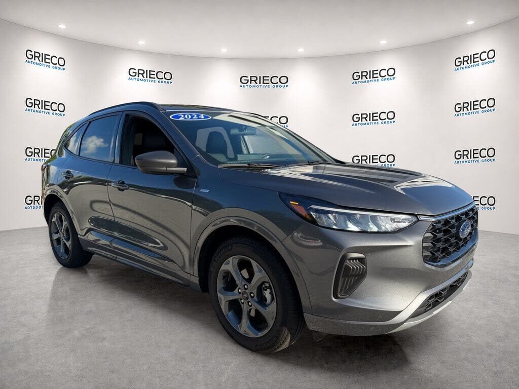 2024 FORD Escape