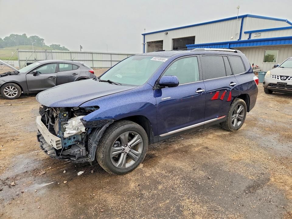 2011 TOYOTA Highlander