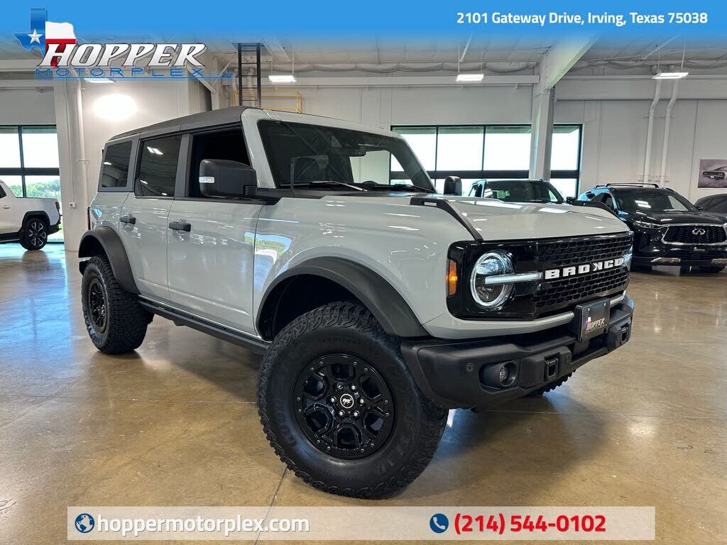 2023 FORD Bronco