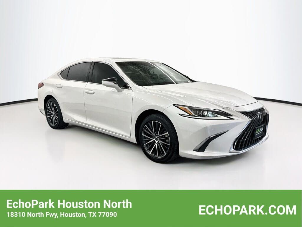 2024 LEXUS ES
