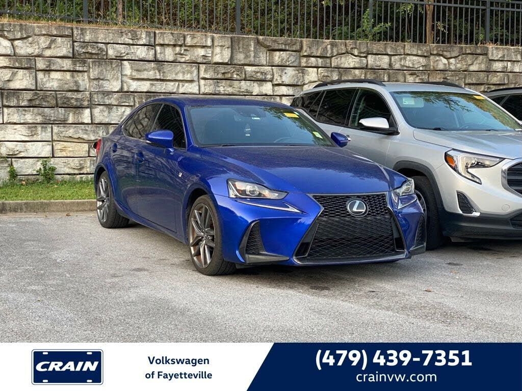 2018 LEXUS IS