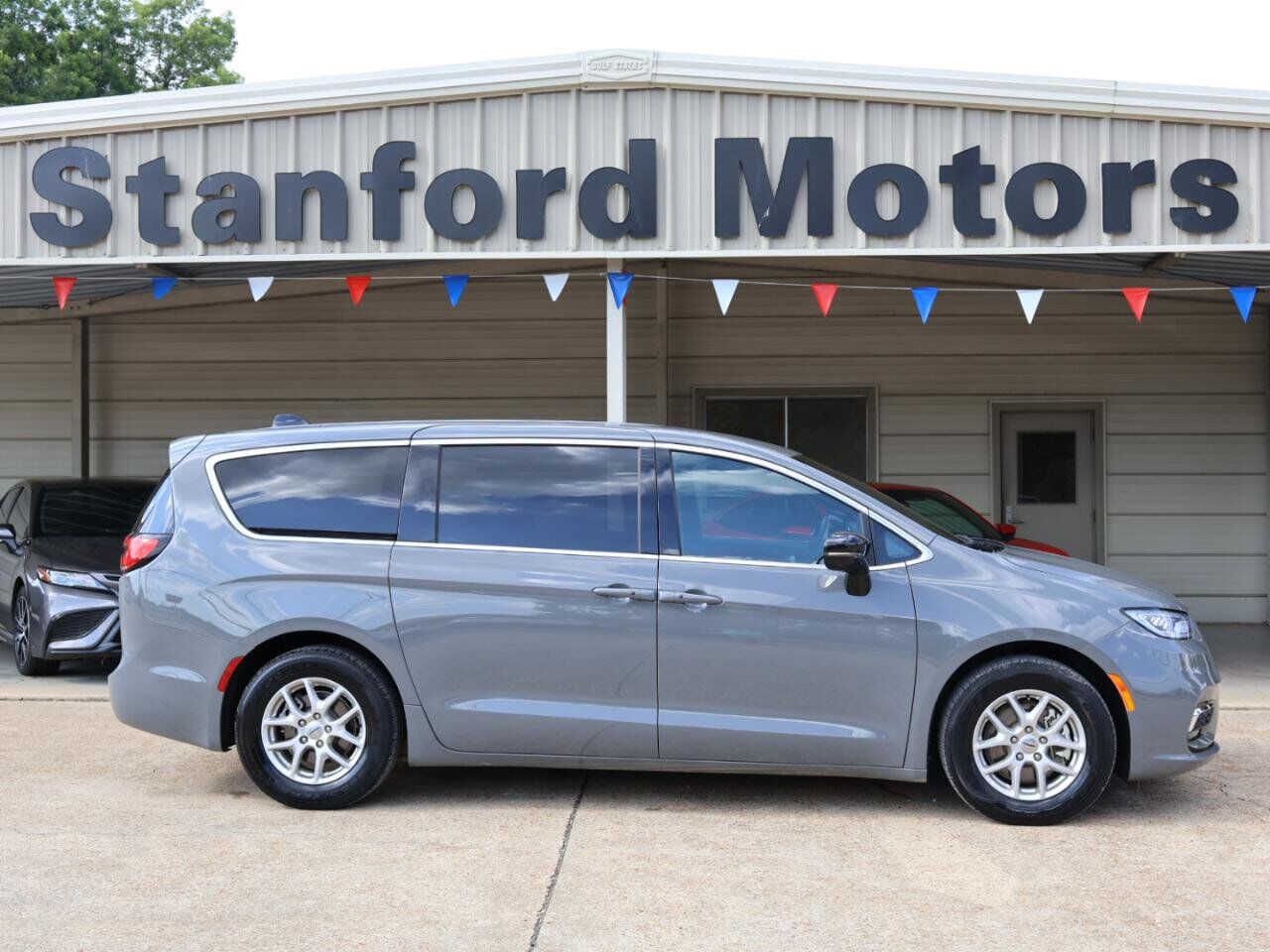 2023 CHRYSLER Pacifica