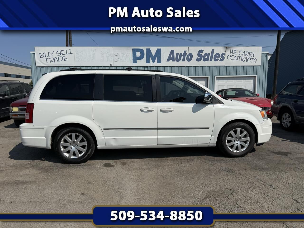 2010 CHRYSLER Town and Country