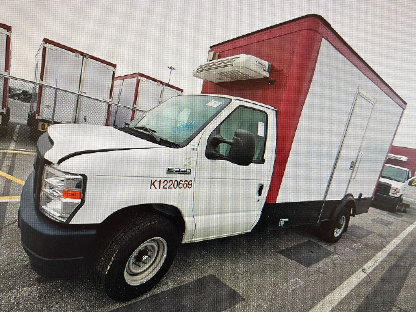 2023 FORD E-350