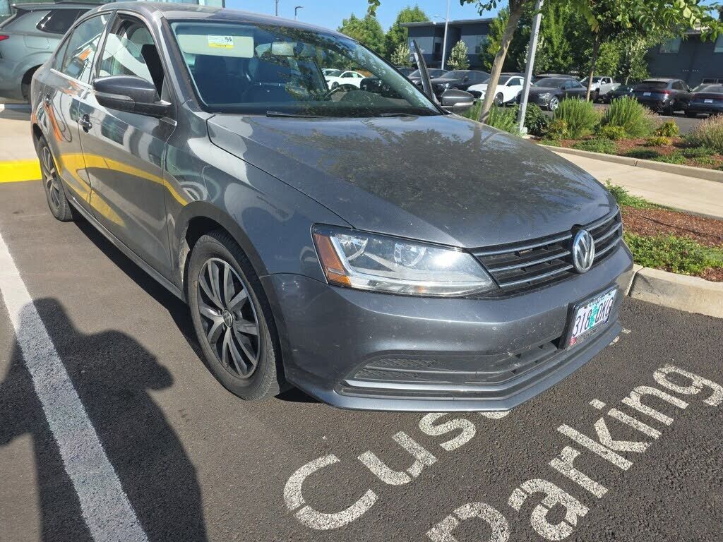 2017 VOLKSWAGEN Jetta