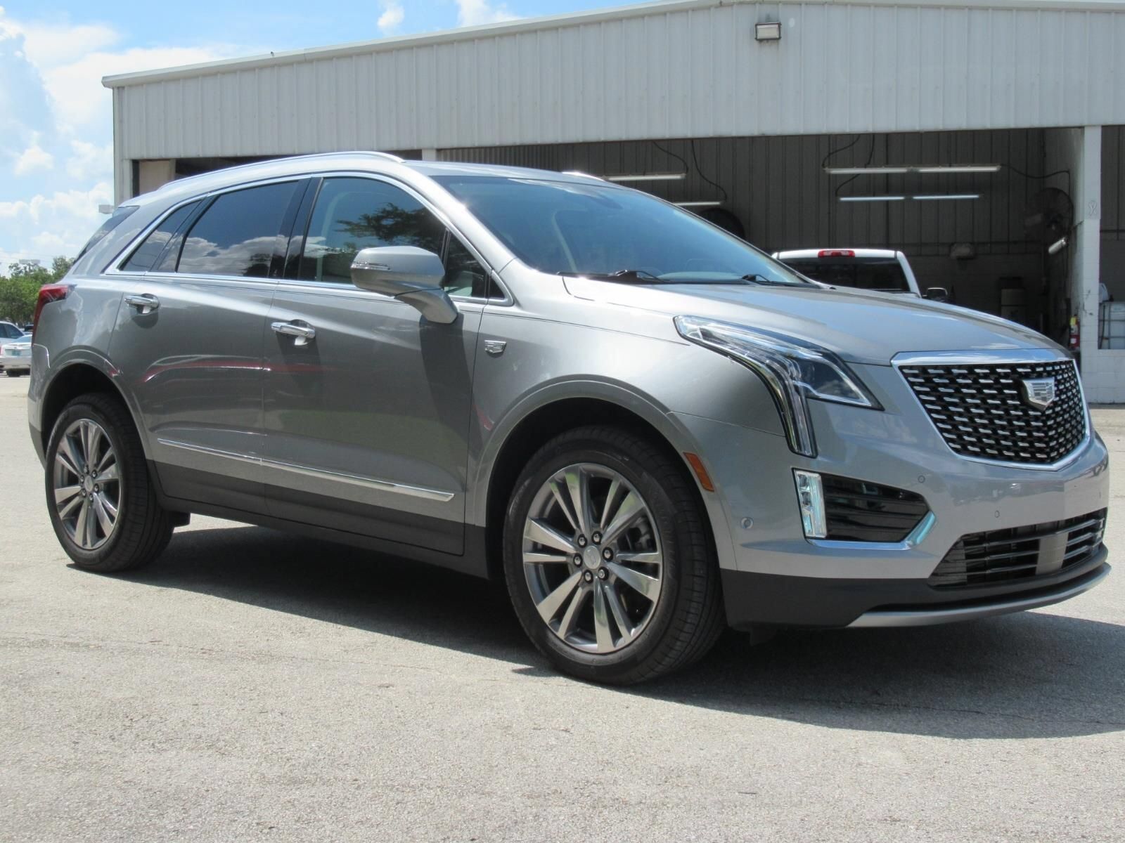 2024 CADILLAC XT5