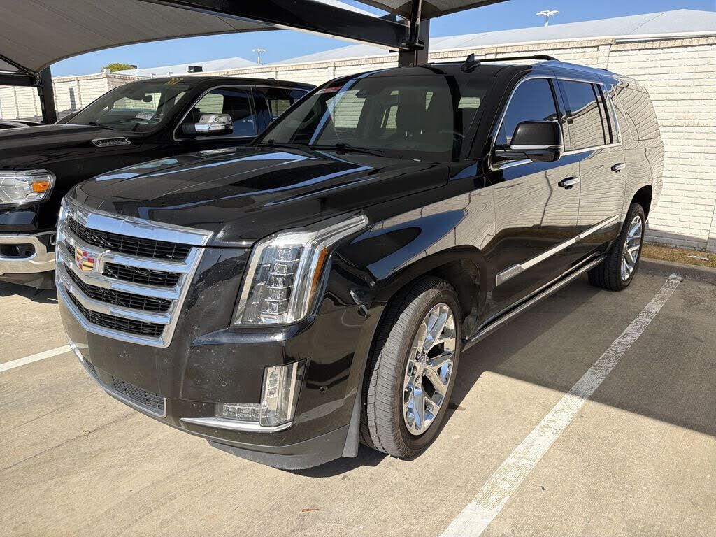 2018 CADILLAC Escalade ESV
