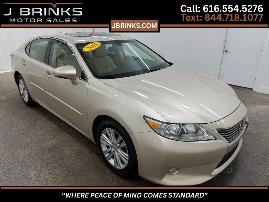 2015 LEXUS ES