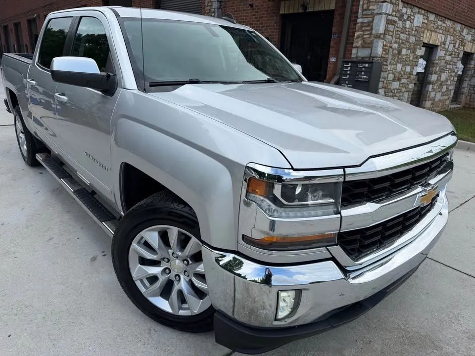 2018 CHEVROLET Silverado