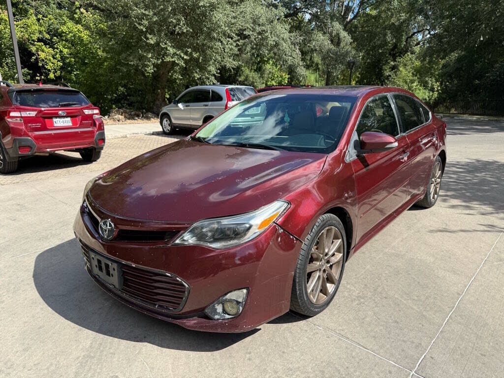 2013 TOYOTA Avalon
