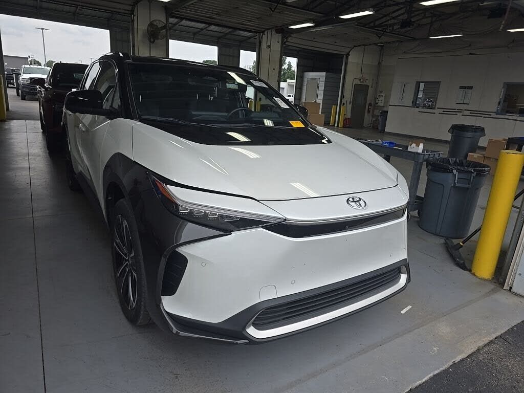 2023 TOYOTA bZ4X