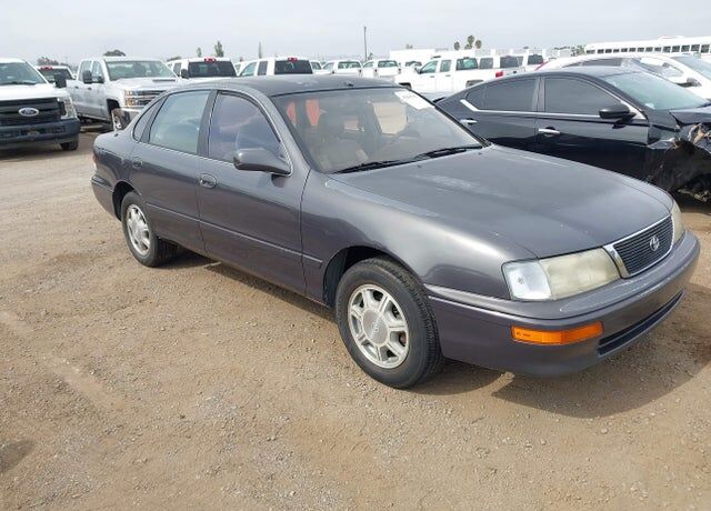 1995 TOYOTA Avalon