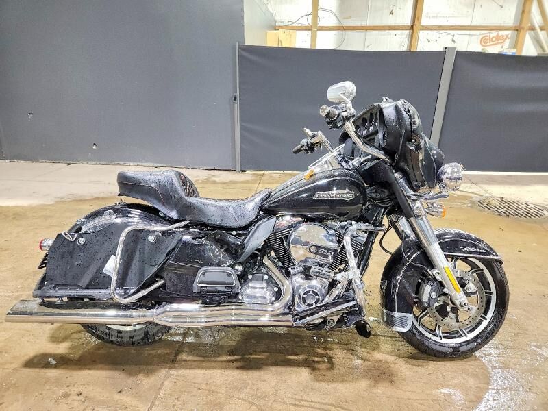 2016 HARLEY DAVIDSON FLHTCU / Electra Glide Ultra Classic