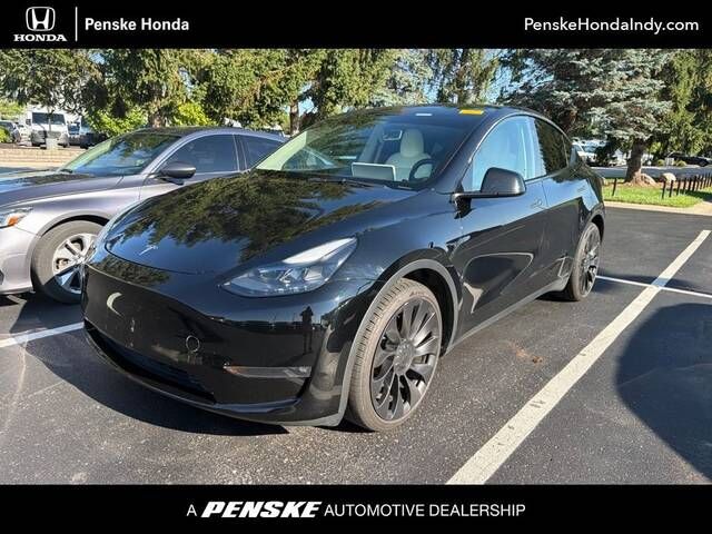 2023 TESLA Model Y
