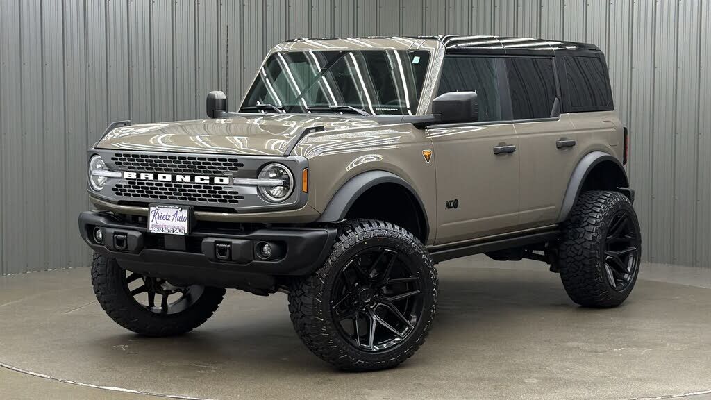 2025 FORD Bronco