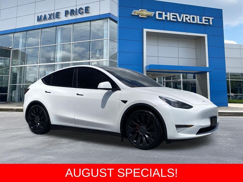 2022 TESLA Model Y