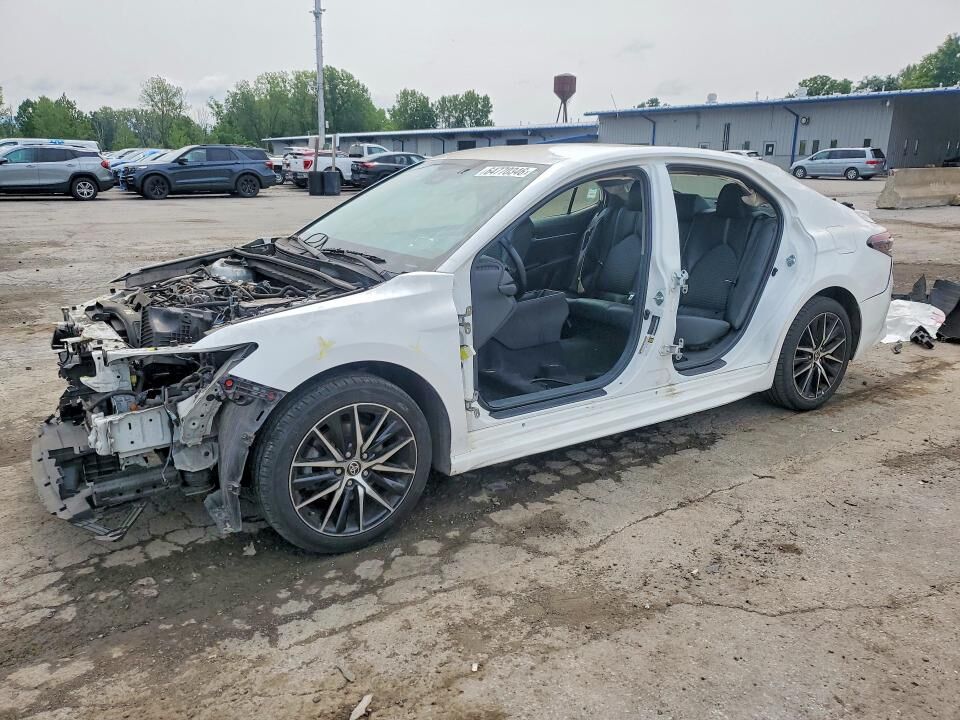 2023 TOYOTA Camry