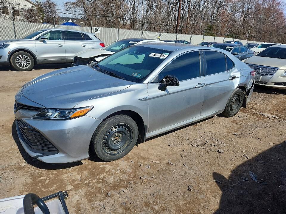 2020 TOYOTA Camry