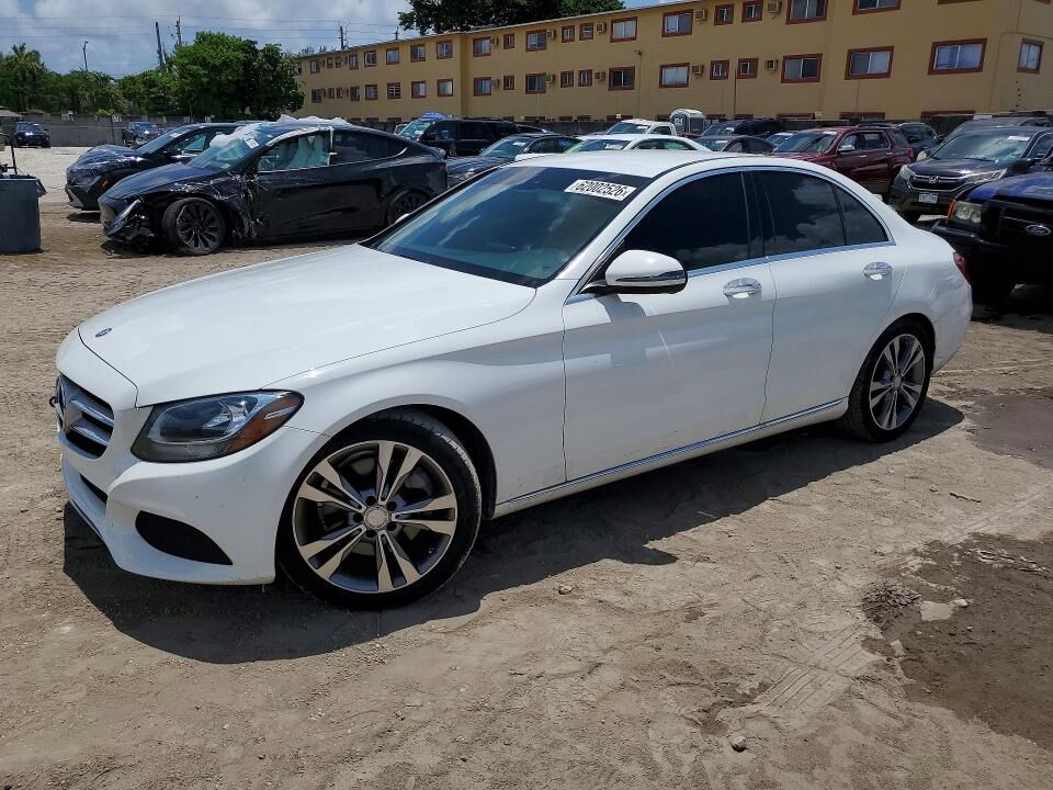 2016 MERCEDES-BENZ C-Class