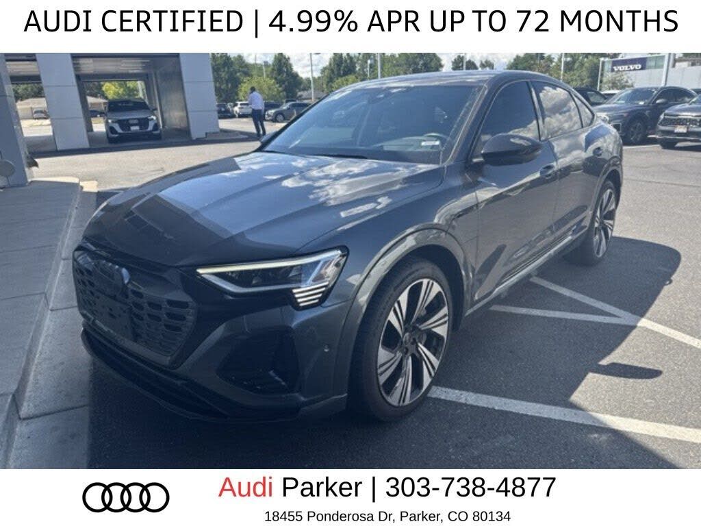 2024 AUDI Q8