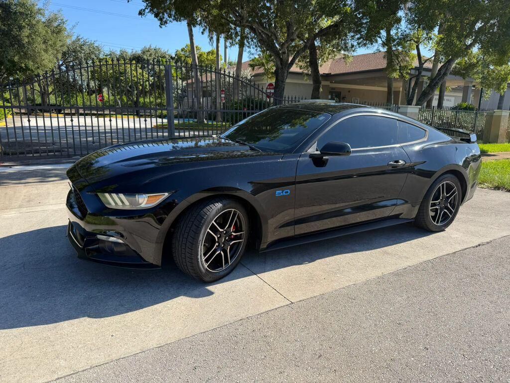 2015 FORD Mustang