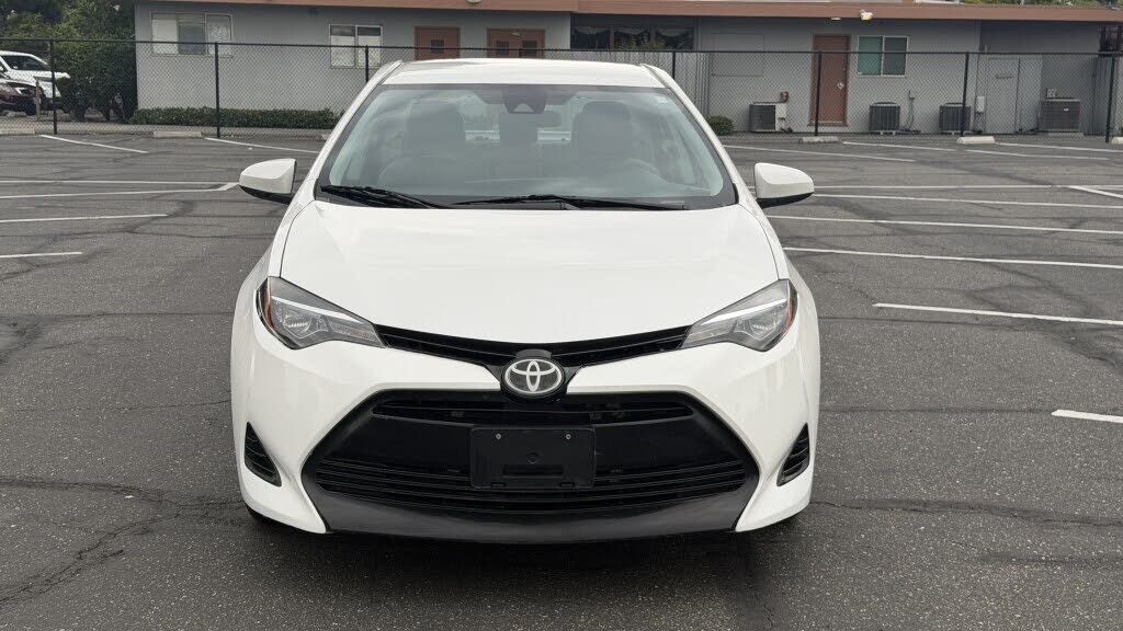 2018 TOYOTA Corolla
