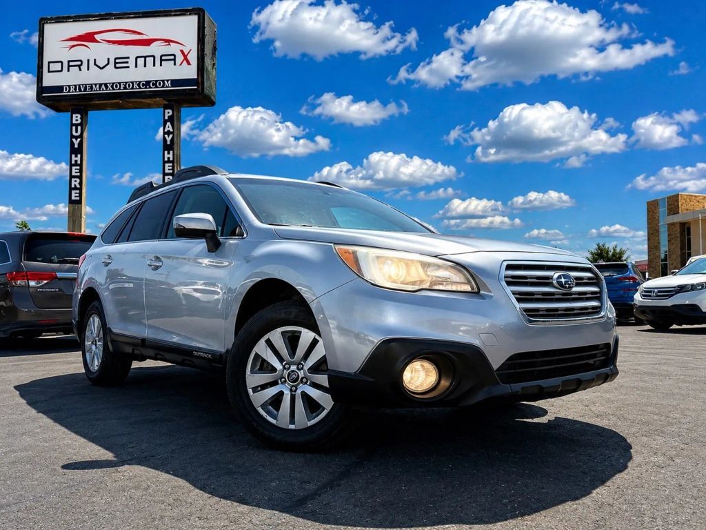 2016 SUBARU Outback