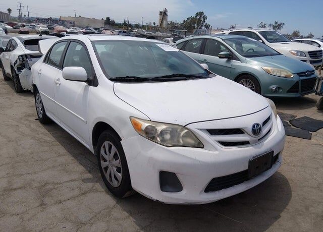 2011 TOYOTA Corolla