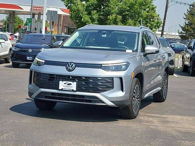 2026 VOLKSWAGEN Tiguan