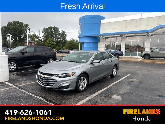 2024 CHEVROLET Malibu