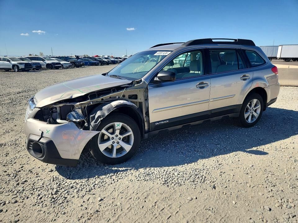 2014 SUBARU Outback