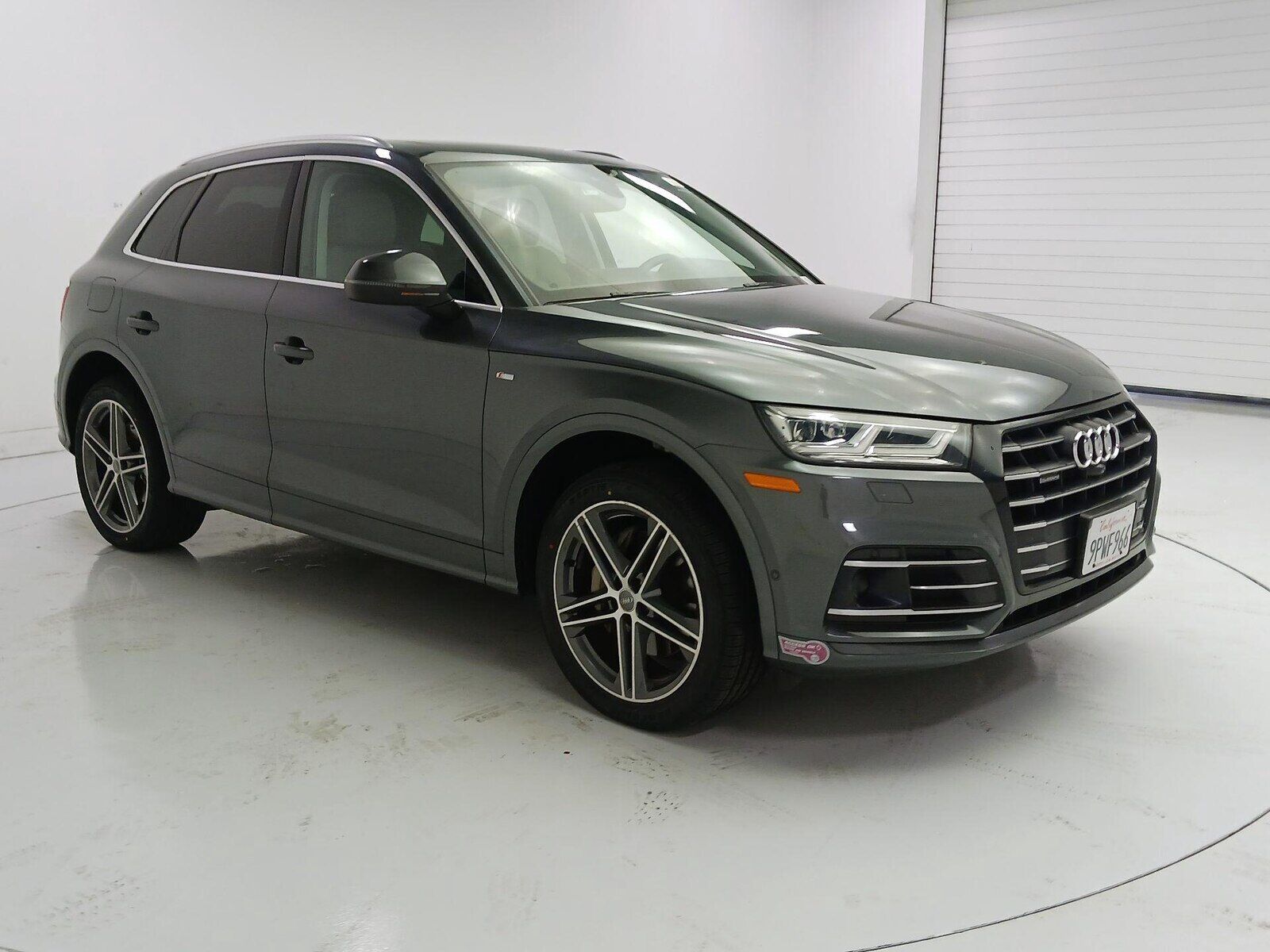 2020 AUDI Q5 e