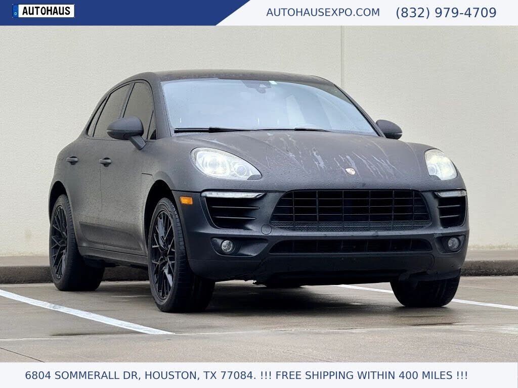 2017 PORSCHE Macan