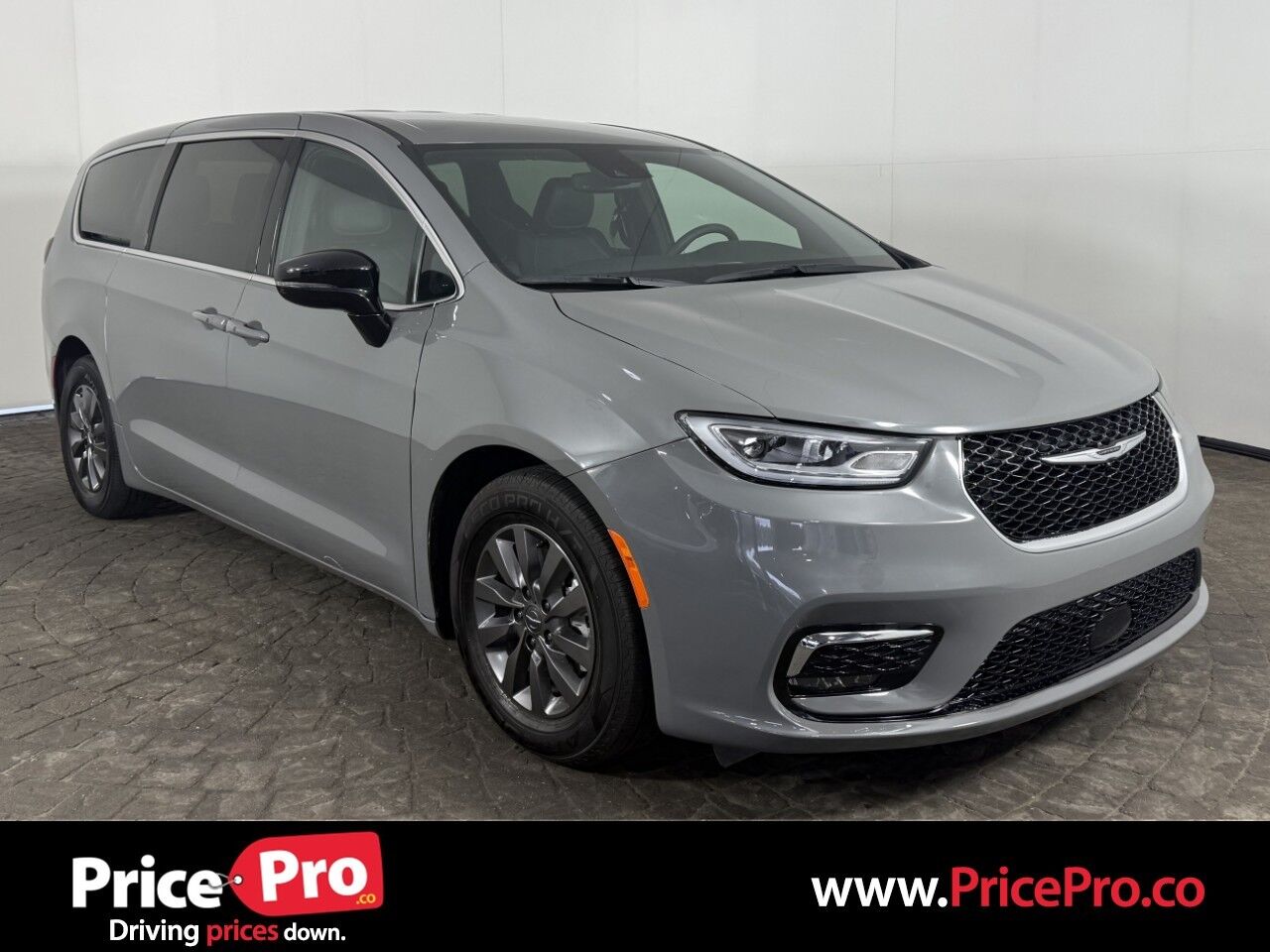 2025 CHRYSLER Pacifica